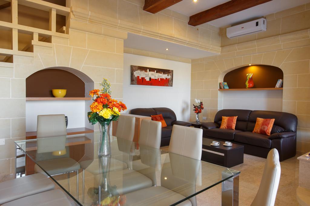 Carini Farmhouses Gharb  Room photo