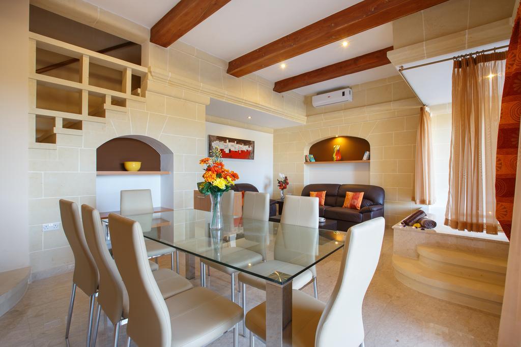 Carini Farmhouses Gharb  Room photo